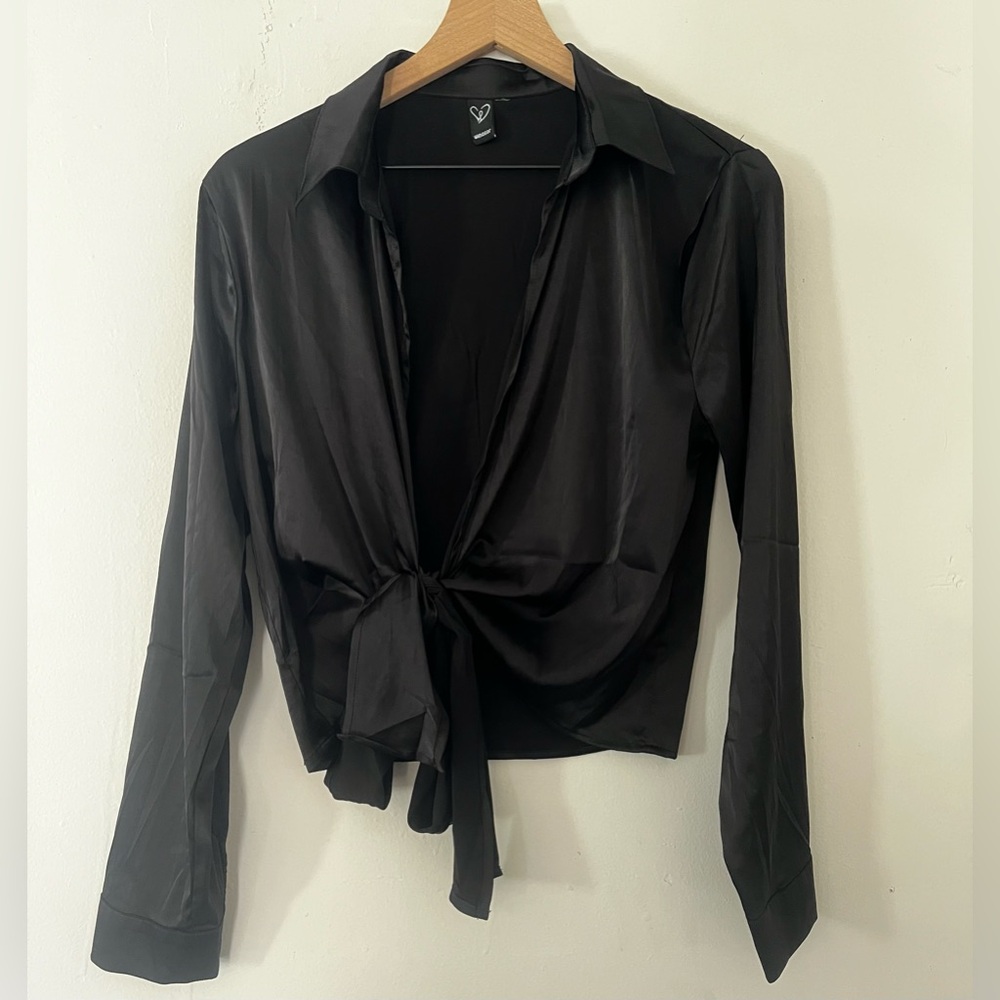 WINDSOR Top